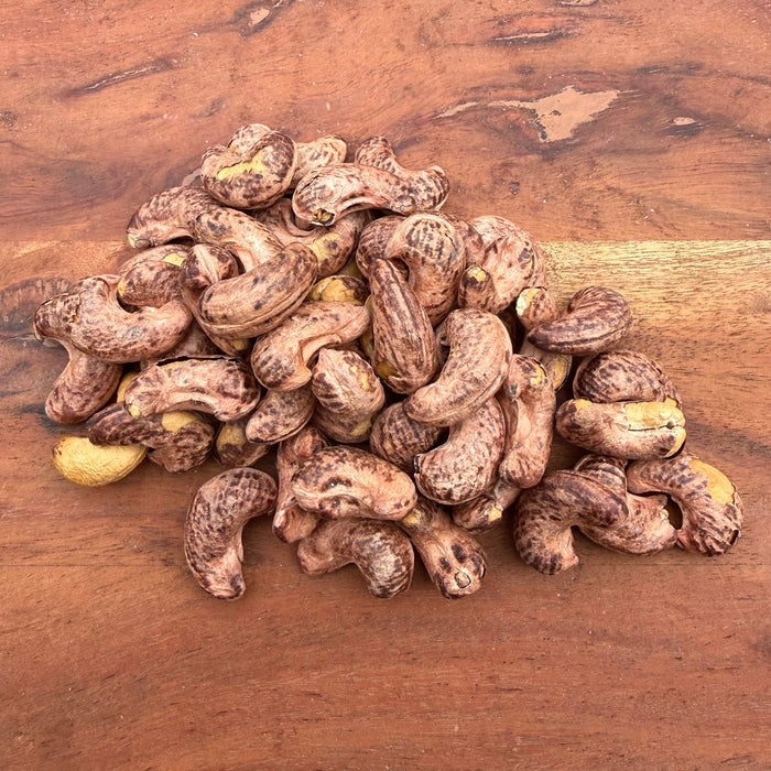 Roasted Cashews with skin 100g